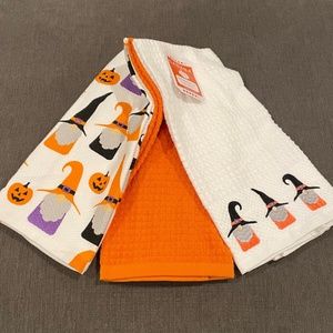 Casaba kitchen towel set Halloween GNOME